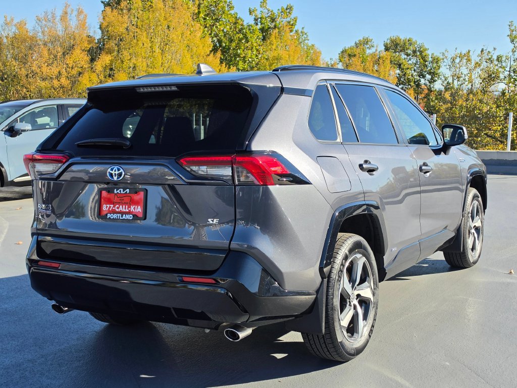 Used 2023 Toyota RAV4 SE w/ Weather & Moonroof Package AWD/4WD image 4