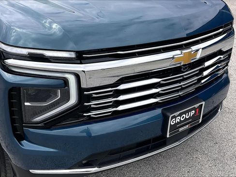 Used 2025 Chevrolet Tahoe Premier RWD image 31