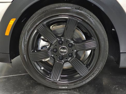 Used 2023 MINI Cooper S w/ Signature Upholstery Package FWD image 13