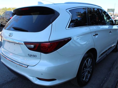Used 2020 INFINITI QX60 Luxe w/ Essential Package image 8