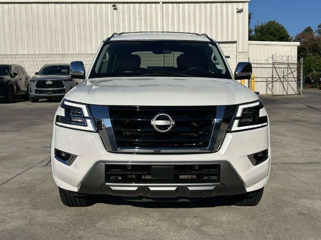 Used 2022 Nissan Armada Platinum w/ Captain's Chairs Package RWD image 8