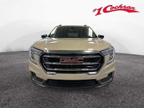 Certified 2022 GMC Terrain AT4 w/ Infotainment Package II image 38