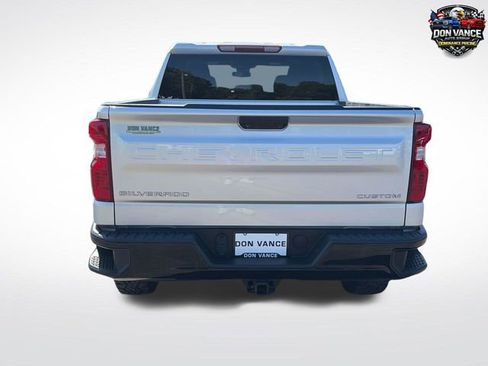 Used 2022 Chevrolet Silverado 1500 Custom Trail Boss AWD/4WD image 5