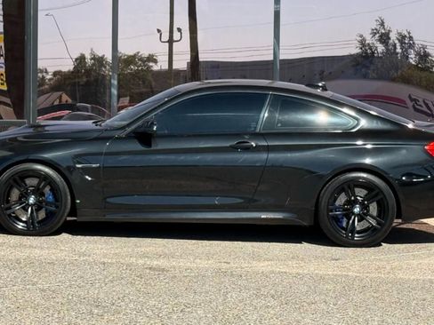 Used 2017 BMW M4 Coupe image 5