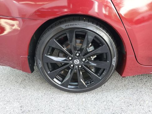 Certified 2023 Nissan Maxima Platinum w/ Sport Mat Group FWD image 5