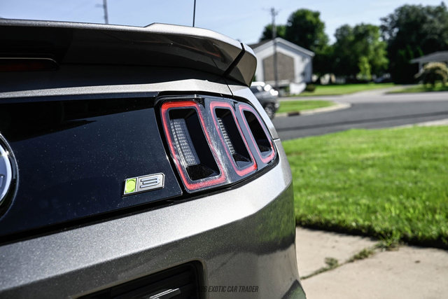 Used 2014 Ford Mustang GT Premium w/ GT Track Package RWD image 41