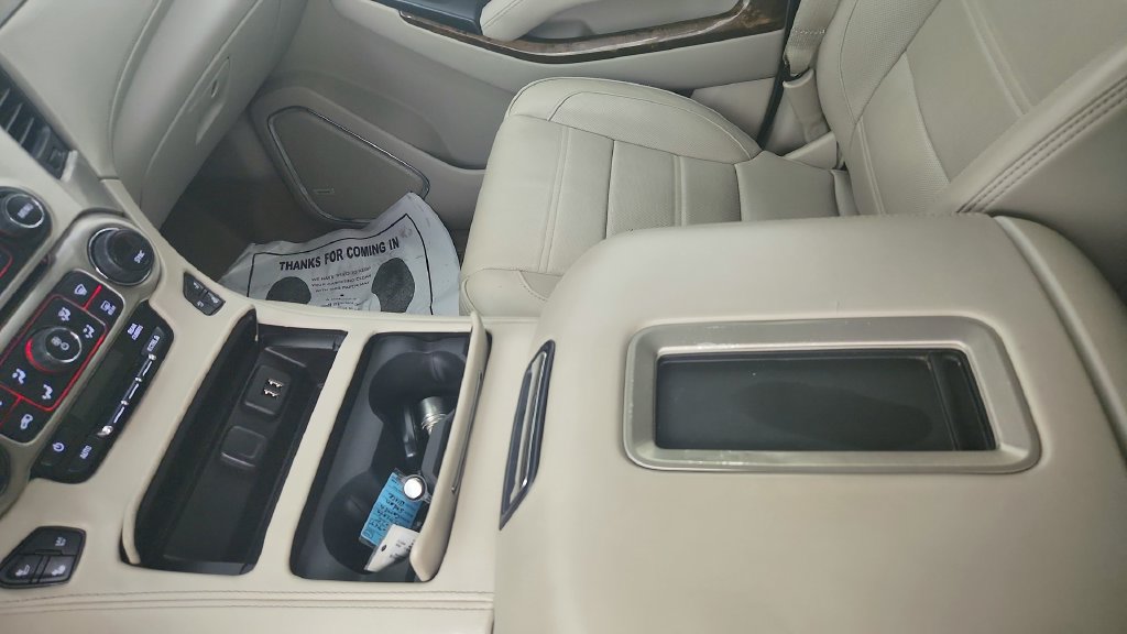 Used 2015 GMC Yukon XL Denali w/ Touring Package RWD image 17