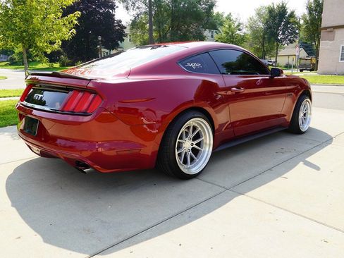 Used 2017 Ford Mustang GT w/ GT Performance Package image 8