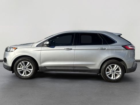 Used 2019 Ford Edge SEL w/ Equipment Group 201A image 3