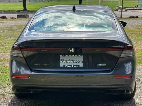 Used 2023 Honda Accord Touring image 8