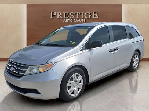 Used 2013 Honda Odyssey LX image 11