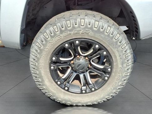 Used 2014 Toyota Tacoma 4x4 Double Cab image 25