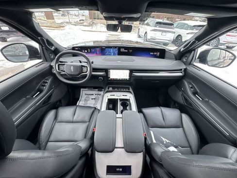 New 2026 Lincoln Navigator L Reserve w/ Jet Appearance Package image 21