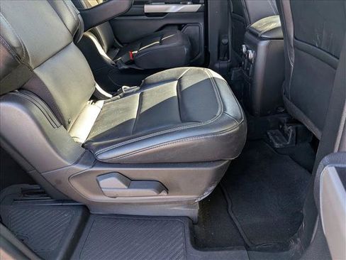 Used 2023 Ford Explorer Limited image 20