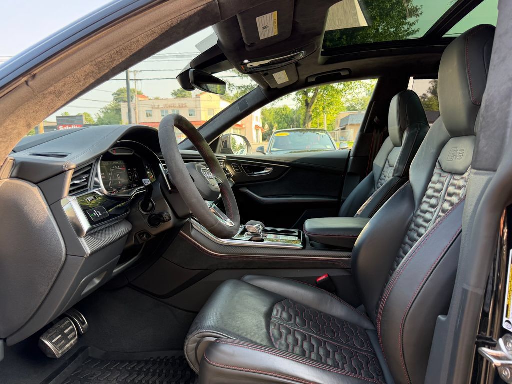 Used 2022 Audi RS Q8 AWD/4WD image 19