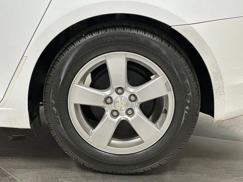 Used 2016 Chevrolet Cruze LT FWD image 23