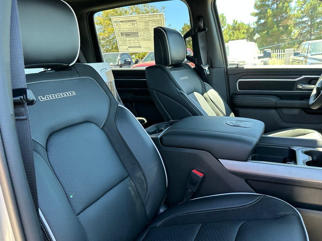 New 2026 RAM 1500 Laramie w/ Laramie Preferred Package AWD/4WD image 15