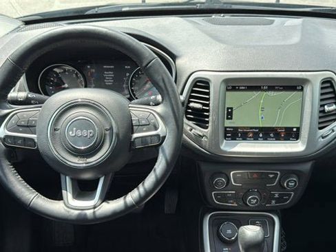 Used 2019 Jeep Compass Latitude w/ Popular Equipment Group AWD/4WD image 28