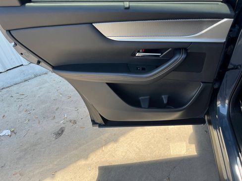 Certified 2025 MAZDA CX-70 Plug-In Hybrid w/ Premium Pkg AWD/4WD image 14