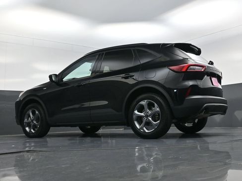 Used 2025 Ford Escape ST-Line Select image 16