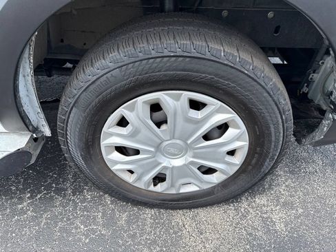 Used 2025 Ford Transit 250 Low Roof w/ Exterior Upgrade Package RWD image 20