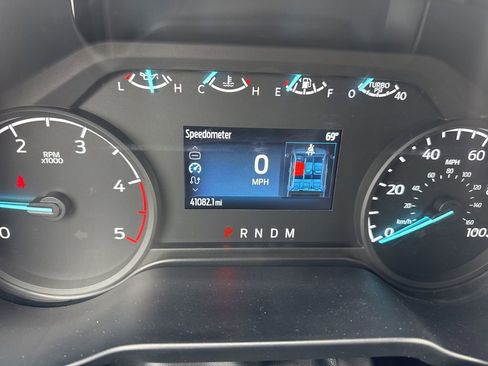 Used 2023 Ford F250 XLT AWD/4WD image 4
