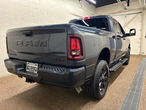 Used 2025 RAM 2500 Big Horn AWD/4WD image 2