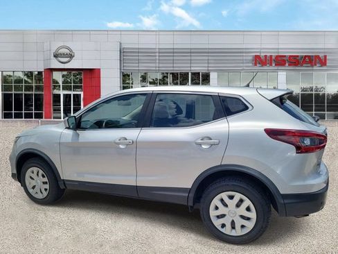 Certified 2020 Nissan Rogue Sport S FWD image 5