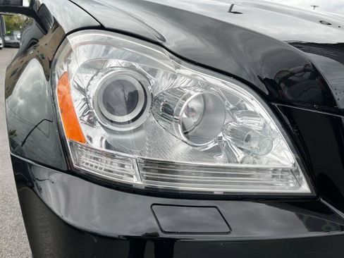 Used 2011 Mercedes-Benz GL 450 4MATIC image 24
