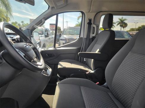 Used 2023 Ford Transit 350 XLT image 18