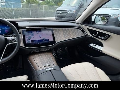 Certified 2026 Mercedes-Benz E 350 4MATIC Sedan image 17