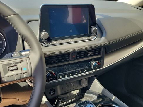 New 2026 Nissan Rogue SV image 9