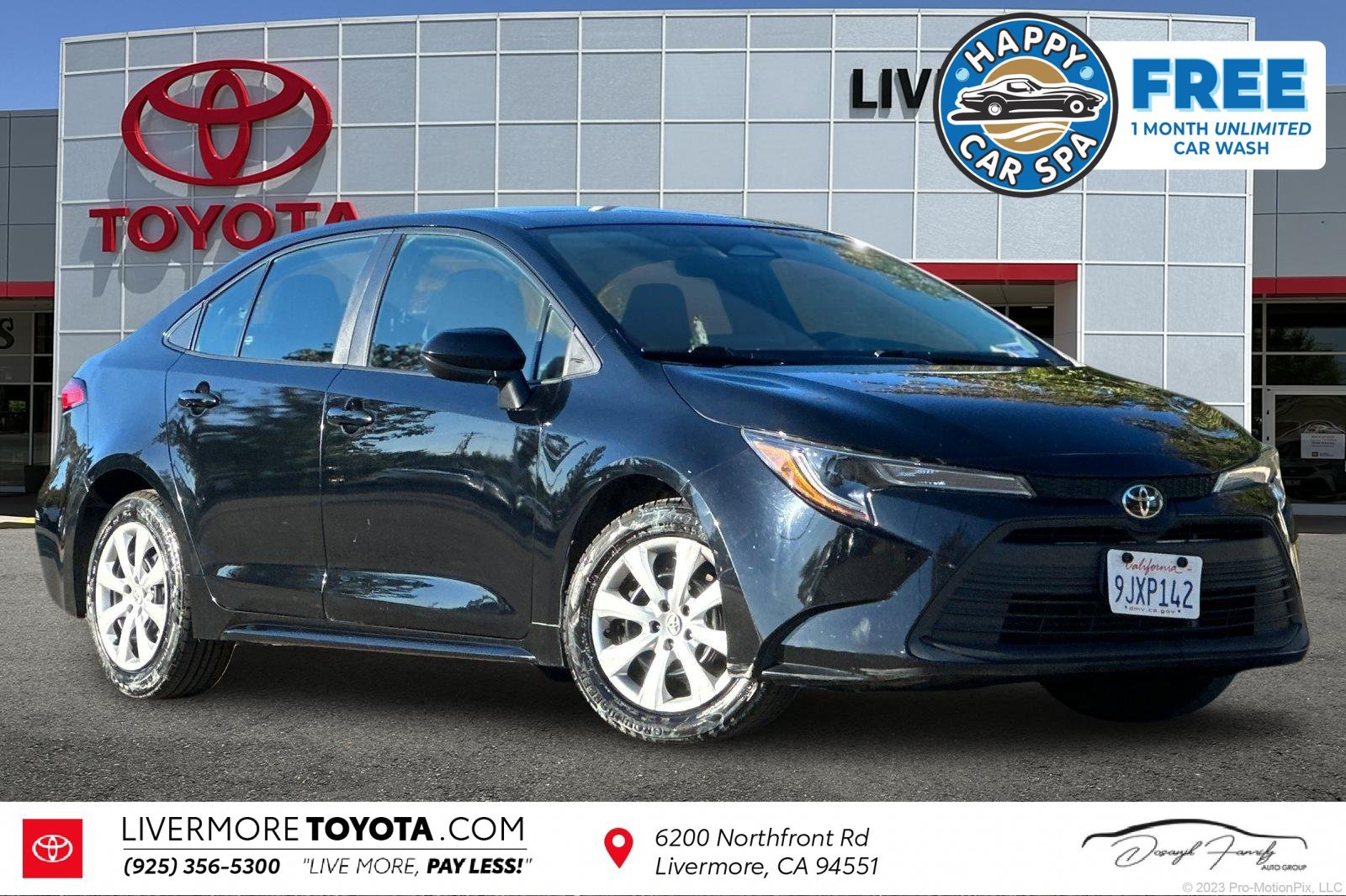 Used 2024 Toyota Corolla LE FWD image 1
