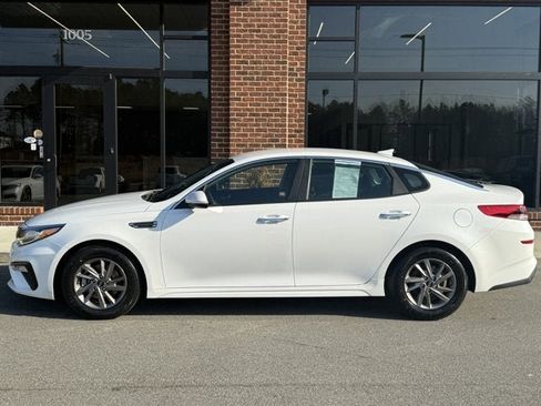 Used 2020 Kia Optima LX image 3