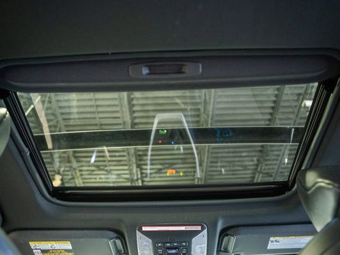 Used 2019 Toyota RAV4 XSE w/ Carpet Mat Package AWD/4WD image 35