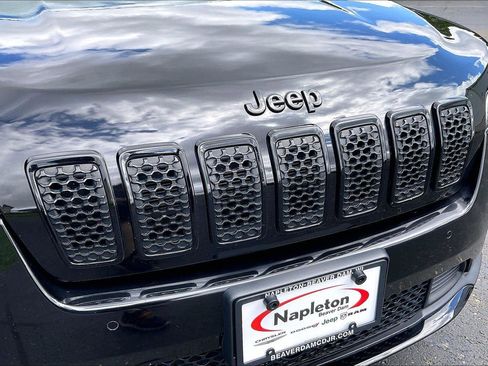 Used 2023 Jeep Cherokee Altitude Lux AWD/4WD image 26