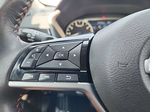 Used 2024 Nissan Altima 2.5 SR w/ SR Premium Package FWD image 18