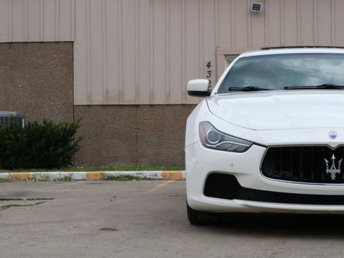 Used 2015 Maserati Ghibli S Q4 AWD/4WD image 5