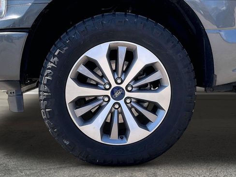 Used 2018 Ford F150 XL w/ Equipment Group 101A Mid image 8