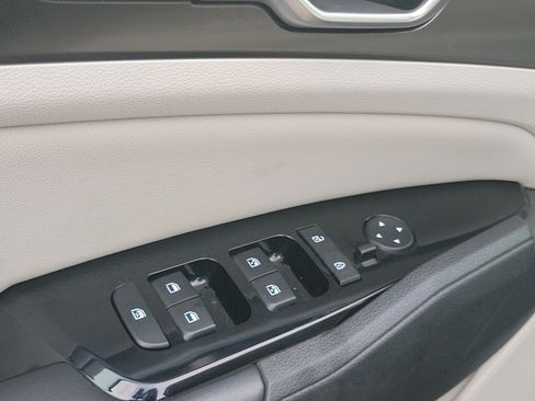 Used 2023 Kia Sportage EX FWD image 23