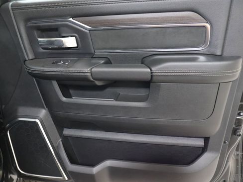 New 2026 RAM 3500 Laramie AWD/4WD image 14