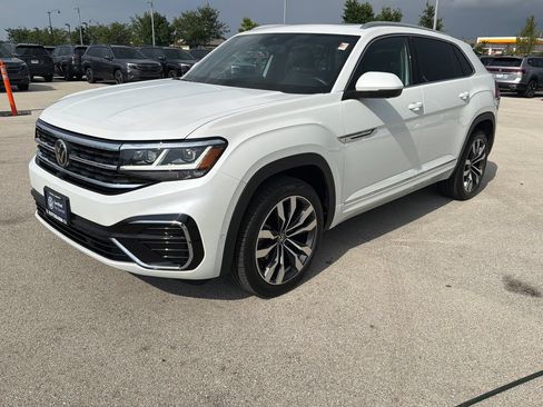 Certified 2023 Volkswagen Atlas Cross Sport SEL Premium R-Line AWD/4WD image 3