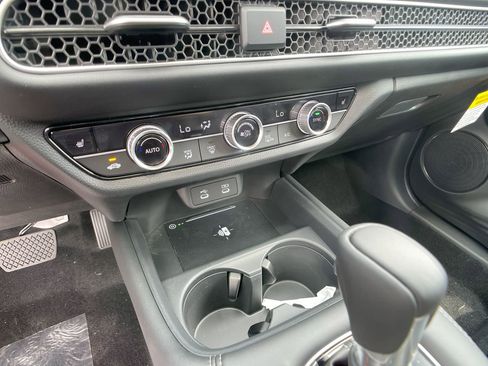 New 2026 Honda HR-V EX-L image 18