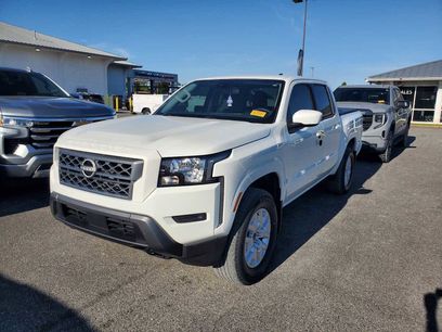 Used 2023 Nissan Frontier SV w/ Technology Package