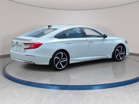 Used 2022 Honda Accord Sport image 5
