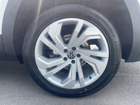 Used 2023 Volkswagen Atlas SE AWD/4WD image 11