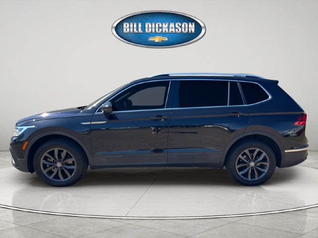 Used 2023 Volkswagen Tiguan SE AWD/4WD image 4
