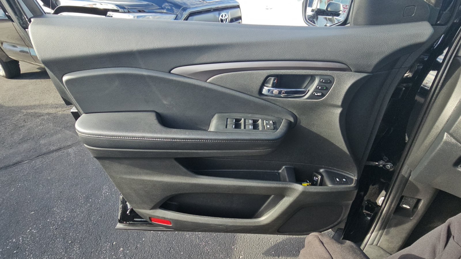 Used 2020 Honda Pilot EX-L image 23