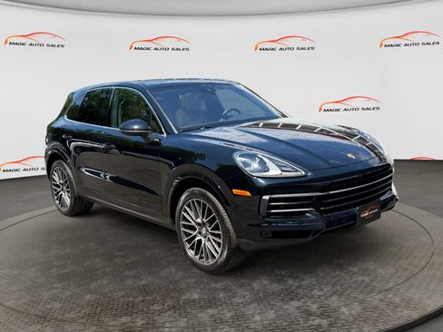 Used 2019 Porsche Cayenne AWD/4WD image 5