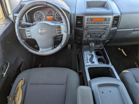 Used 2008 Nissan Titan SE image 6